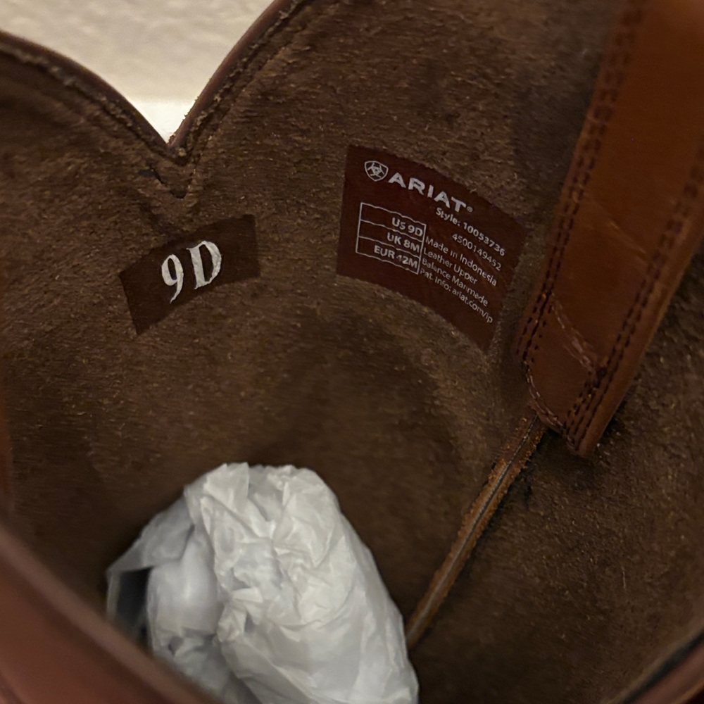 Men’s size 9 Ariat Tan Leather Cowboy Boots-NEW! - Picture 5 of 8